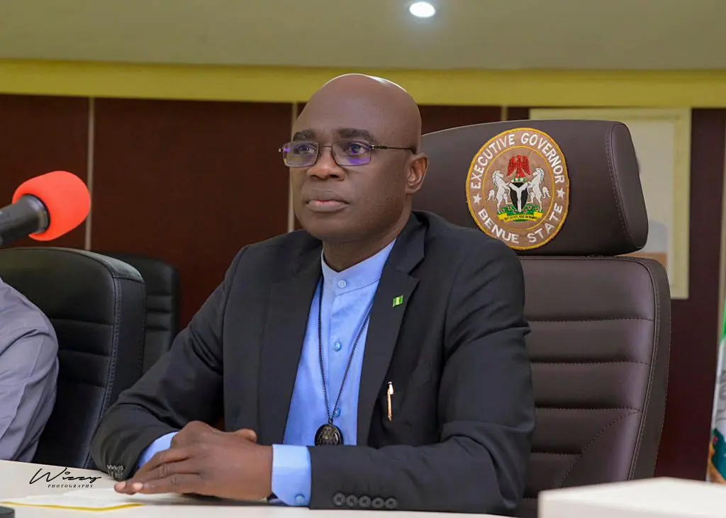 Gov Alia, Lobi Stars